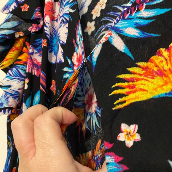 Floral Romper - Picture 3 of 7